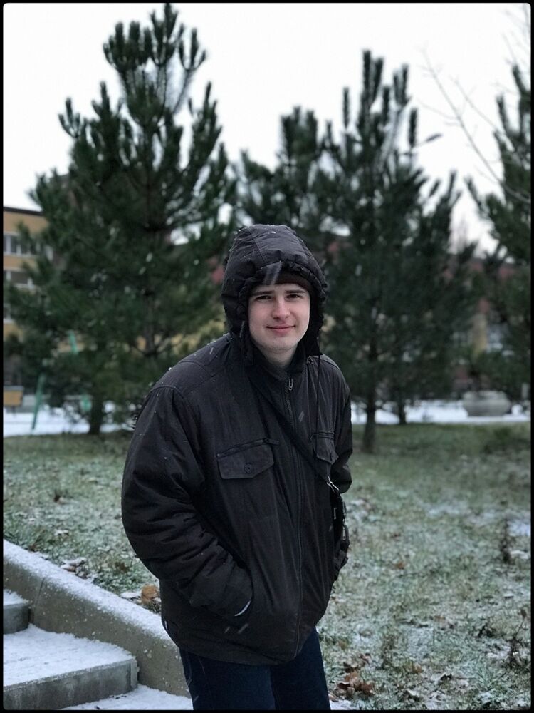  19112290  Serzh1996, 29 ,    