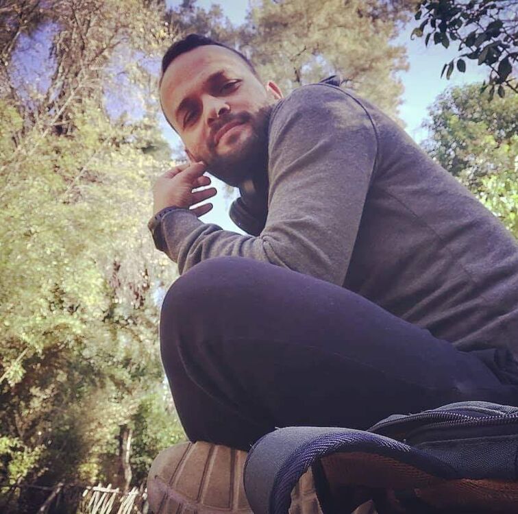  ,   Farouk, 37 ,   , c , 