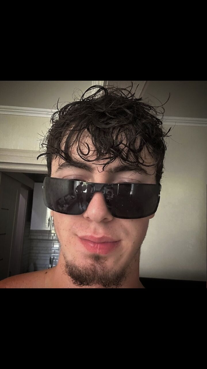 ���� 40733640 ������� Fendi, 26 ���, ���� ���������� � ����������