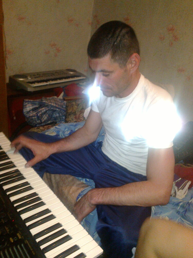  ,   Gheorghe, 49 ,   ,   , c , 