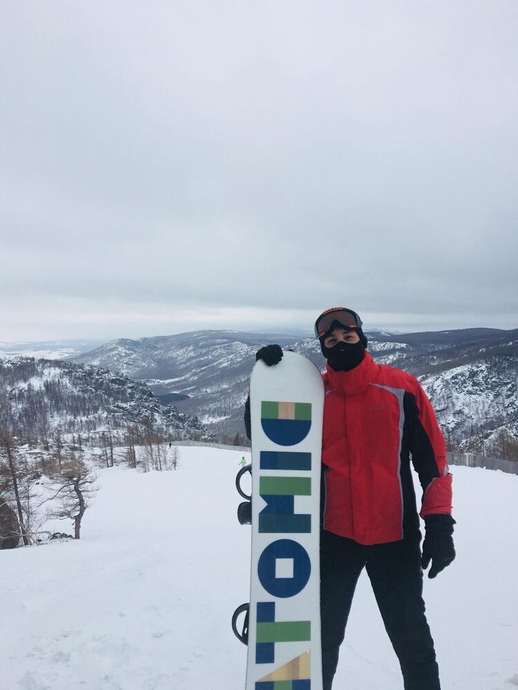 ,   Artem, 33 ,   ,   