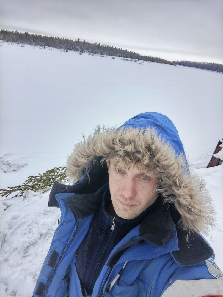  50073350  Garik, 31 ,    