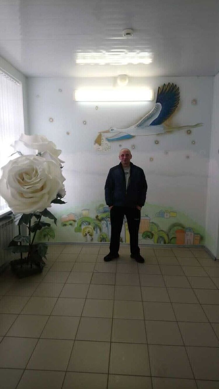  25968180  , 44 ,    