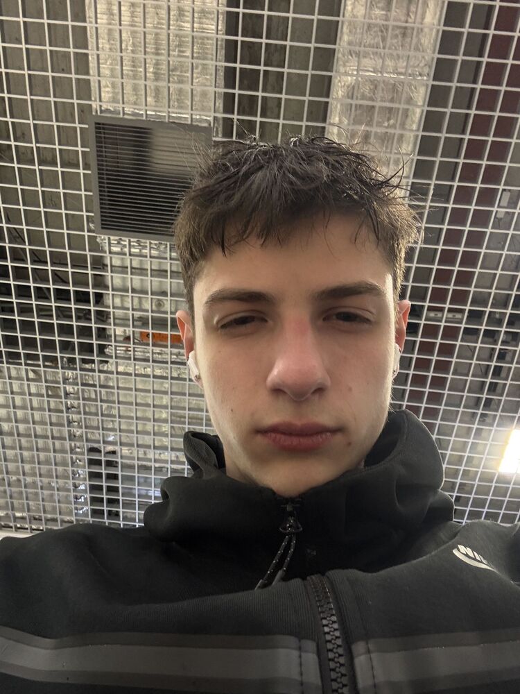 ���� 52945950 ����� �����, 18 ���, ���� ���������� � �����-����������