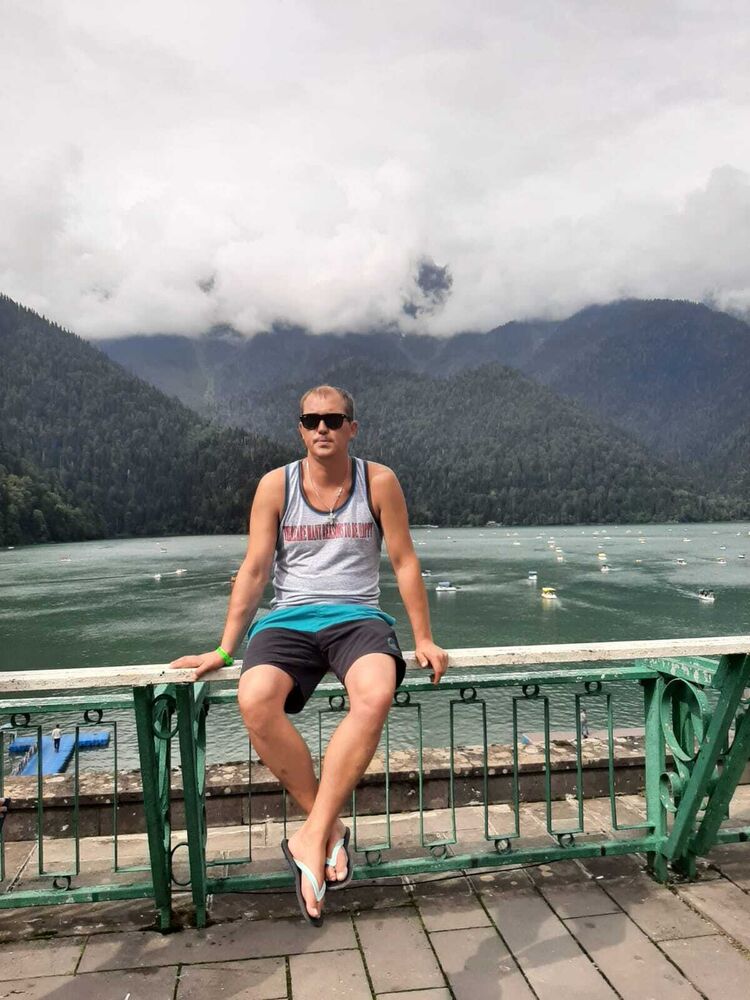  ,   Viktor, 39 ,   ,   , c 