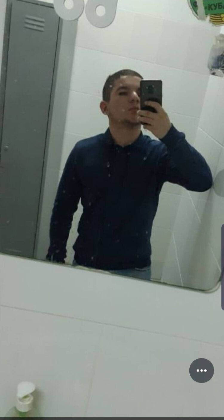  40313480  , 24 ,    