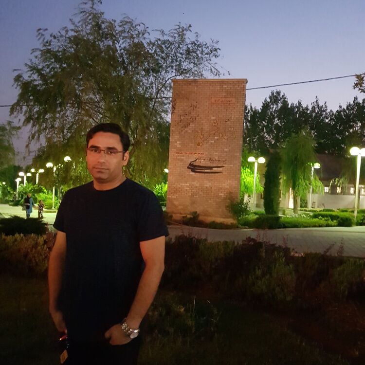  ,   Alireza, 40 ,   ,   , c 