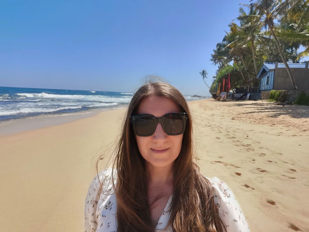  43232870  Kamila, 40 ,    