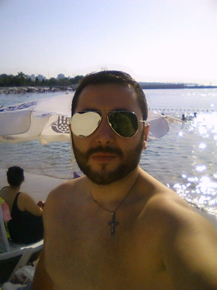  ,   Nika, 31 ,   