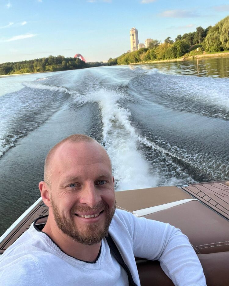 ���� 49521980 ������� �������, 37 ���, ���� ���������� � ������