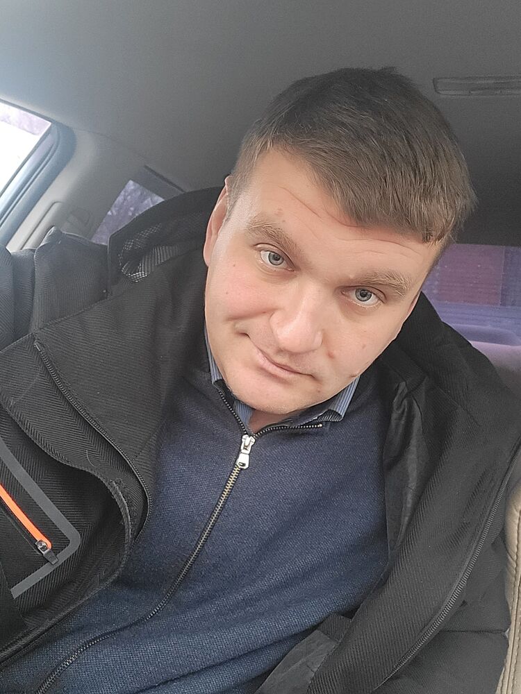  ,   Sergey, 37 ,   ,   , c , 
