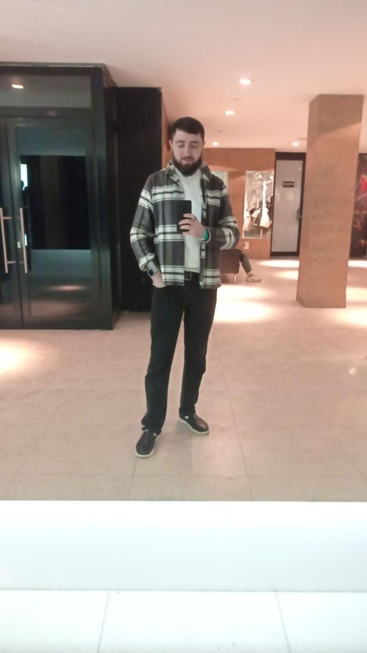  31977330  , 34 ,     