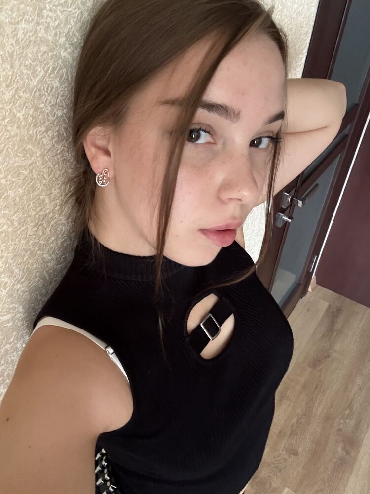  52981610  , 25 ,    