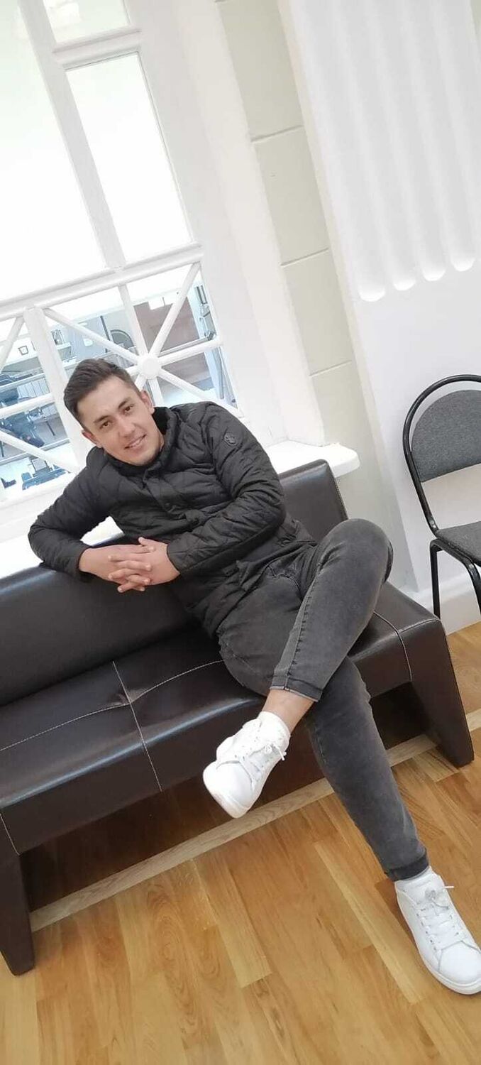  31588130  Serdar, 29 ,    --