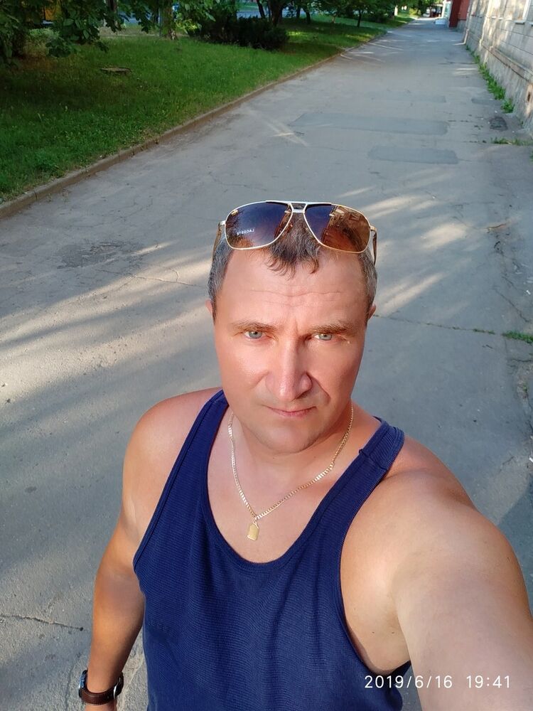  ,   Anatolii, 45 ,   ,   , c 