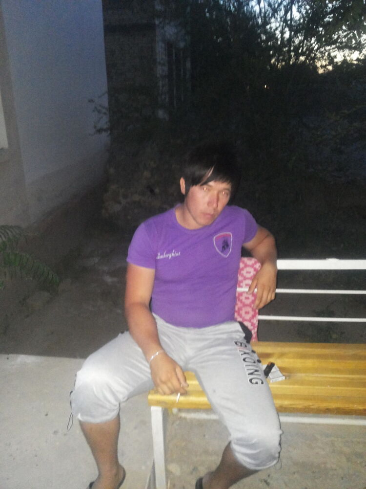  ,   Jonik, 35 ,   