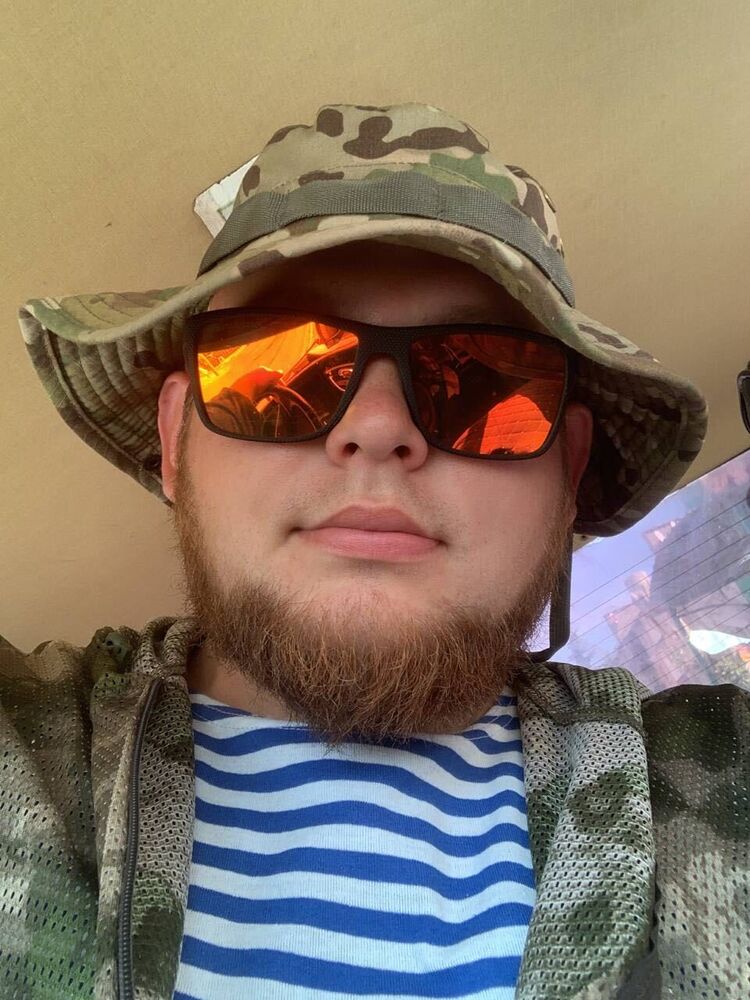  40574460  , 25 ,    --