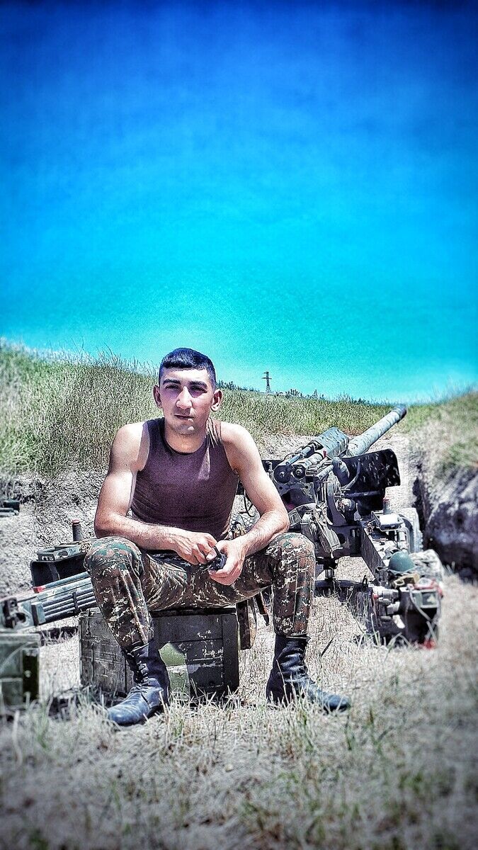 ���� 22111550 ����� Mher, 25 ���, ���� ���������� � �������