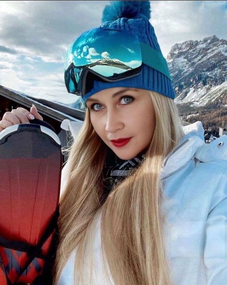 ���� 54301790 ������� Helena, 48 ���, ���� ���������� � ����������