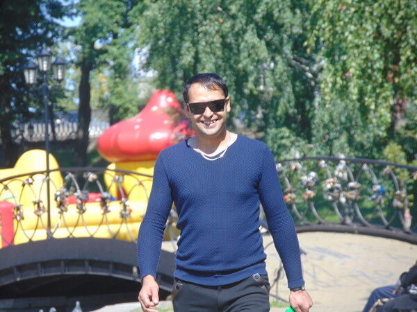  13735120  Navuk, 39 ,    