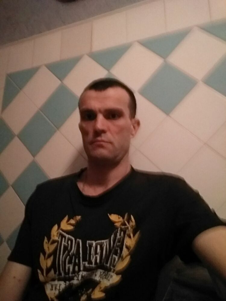  ,   Sergio, 48 ,   