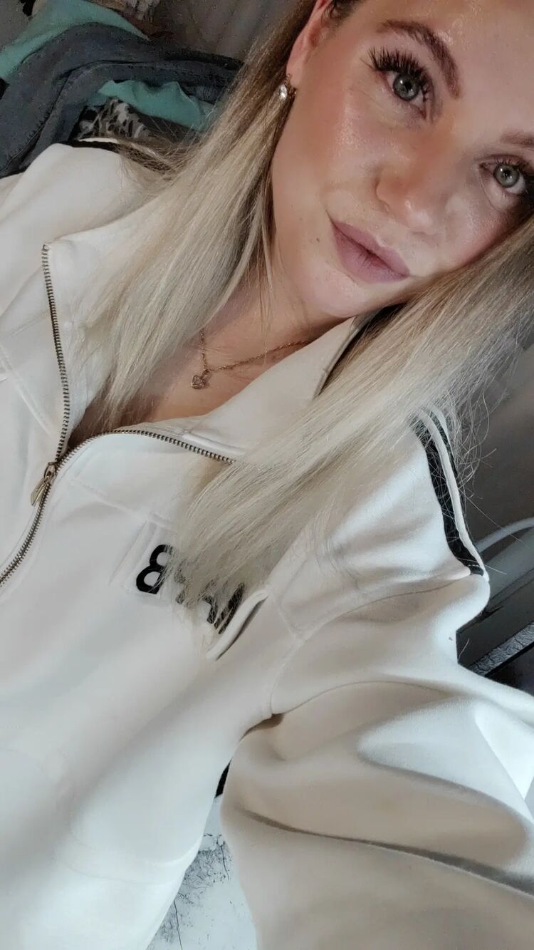  54011060  , 28 ,    