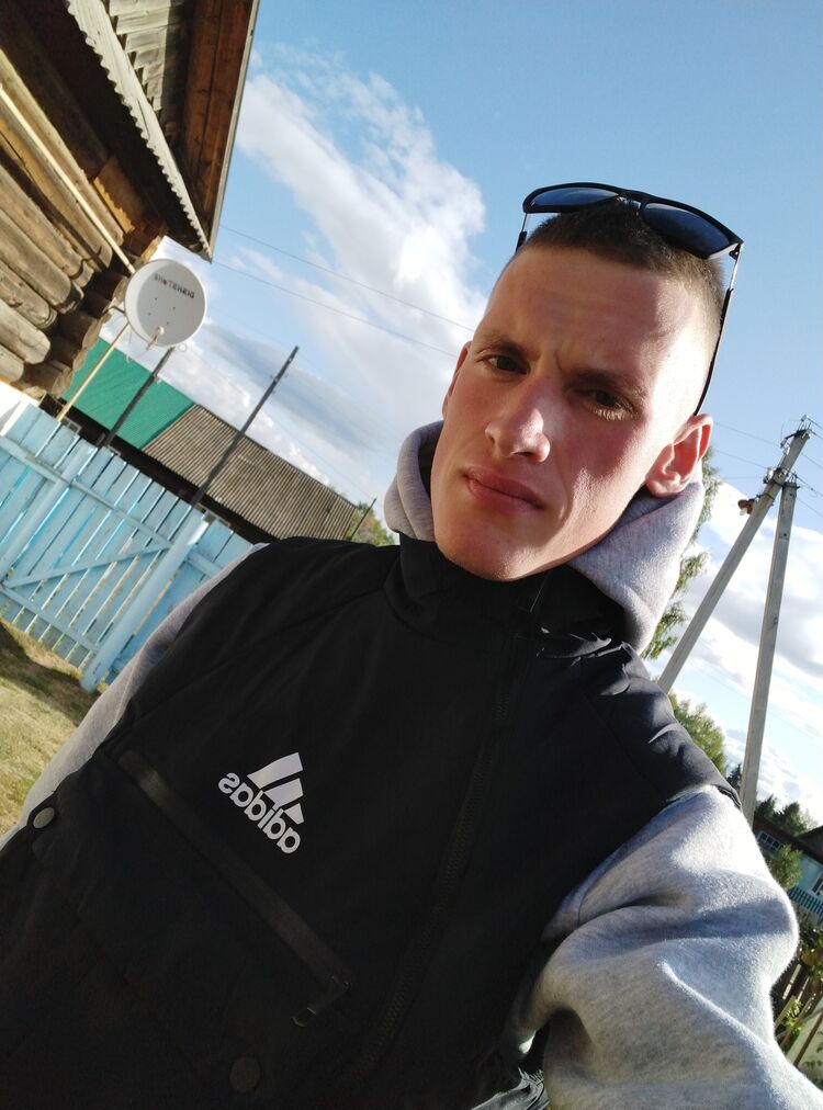  ,   Vitaly, 22 ,   ,   , c , 