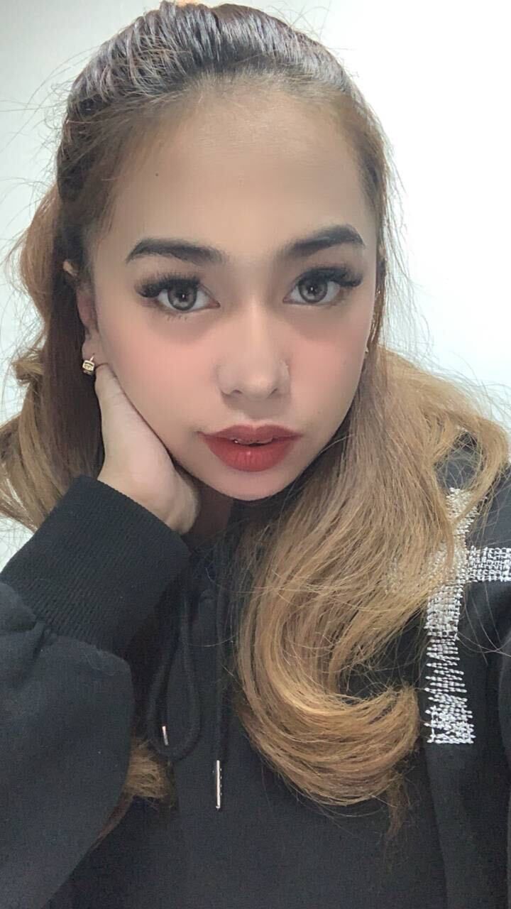 Merville,   Reign, 32 ,  