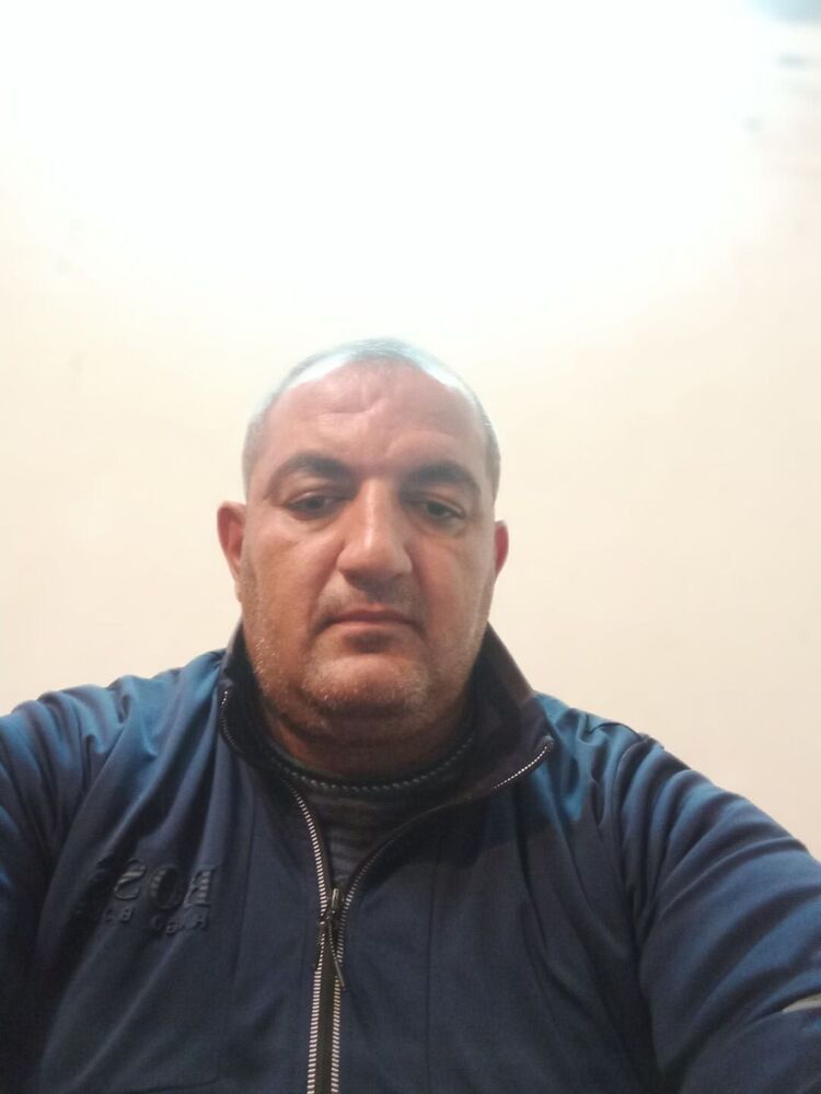  24713700  Maco, 41 ,    
