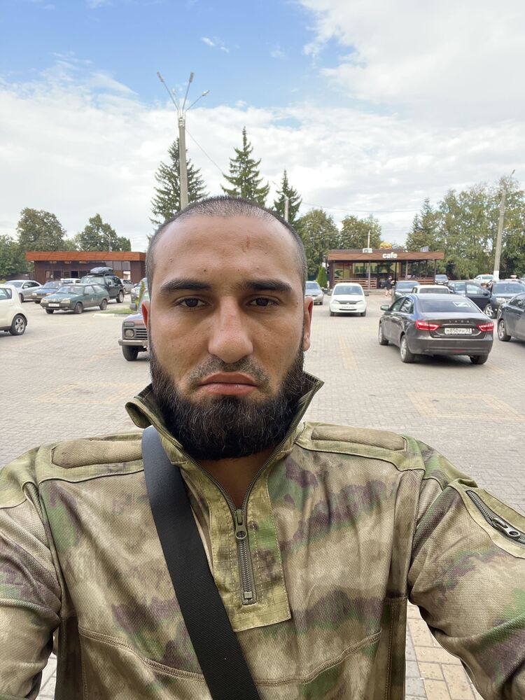  29276200  Umar, 34 ,    