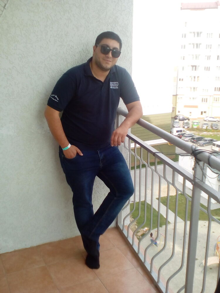  -,   Huseyn, 37 ,   ,   , c , 