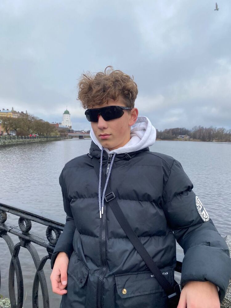  -,   Arseny, 21 ,   ,   