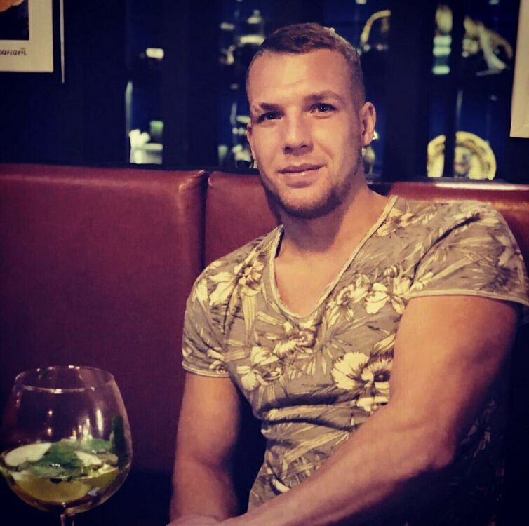 ���� 22139220 ������� ������, 32 ����, ���� ���������� � ������������