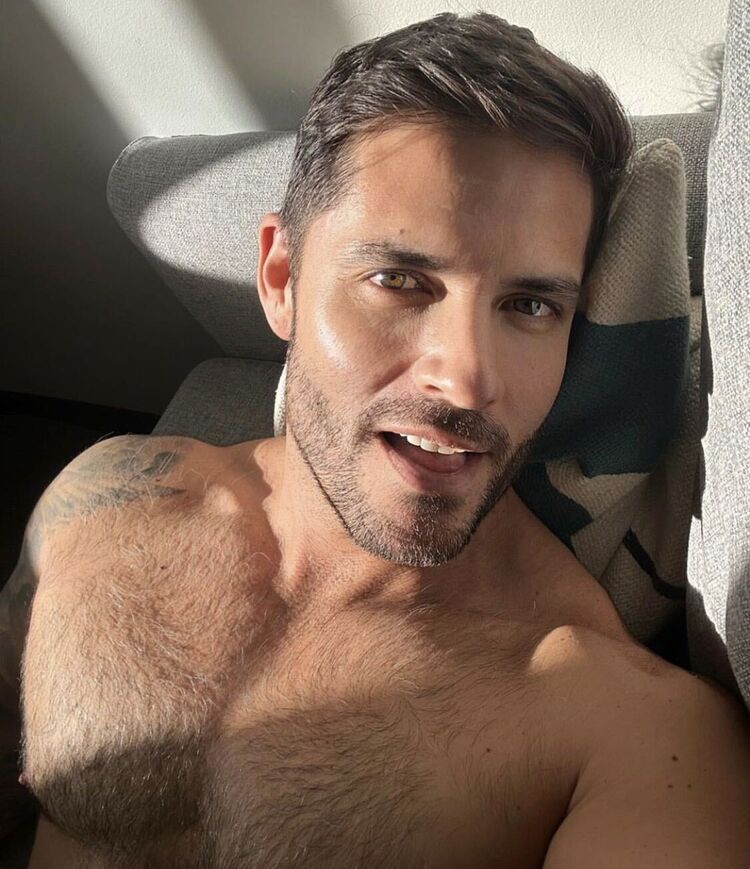 ���� 31392330 ������� Martinez, 47 ���, ���� ���������� � ��������