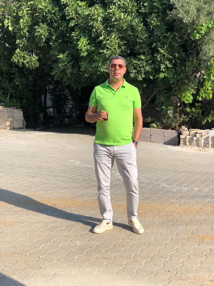  53731850  Remzi, 43 ,    