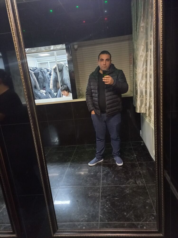  48921090  Vardanyan, 35 ,    