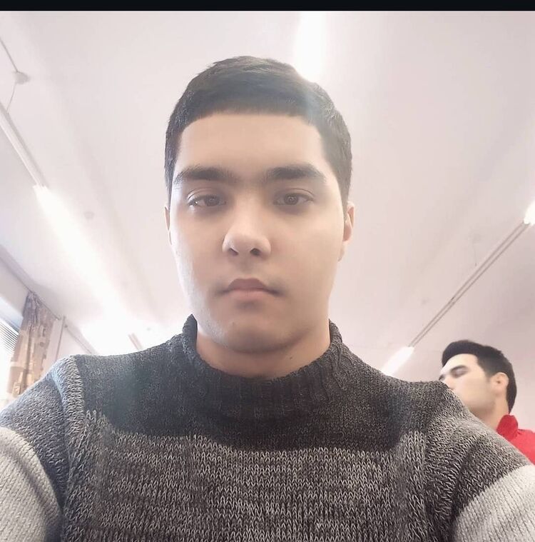  49039580  , 23 ,    