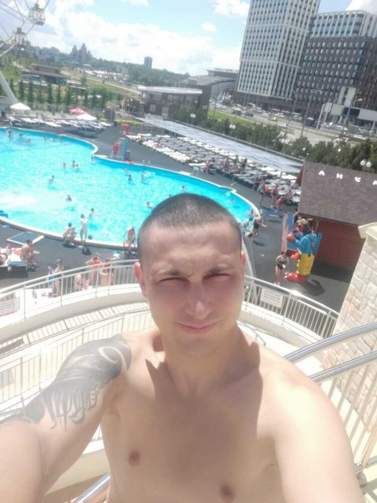 Парень алмаз