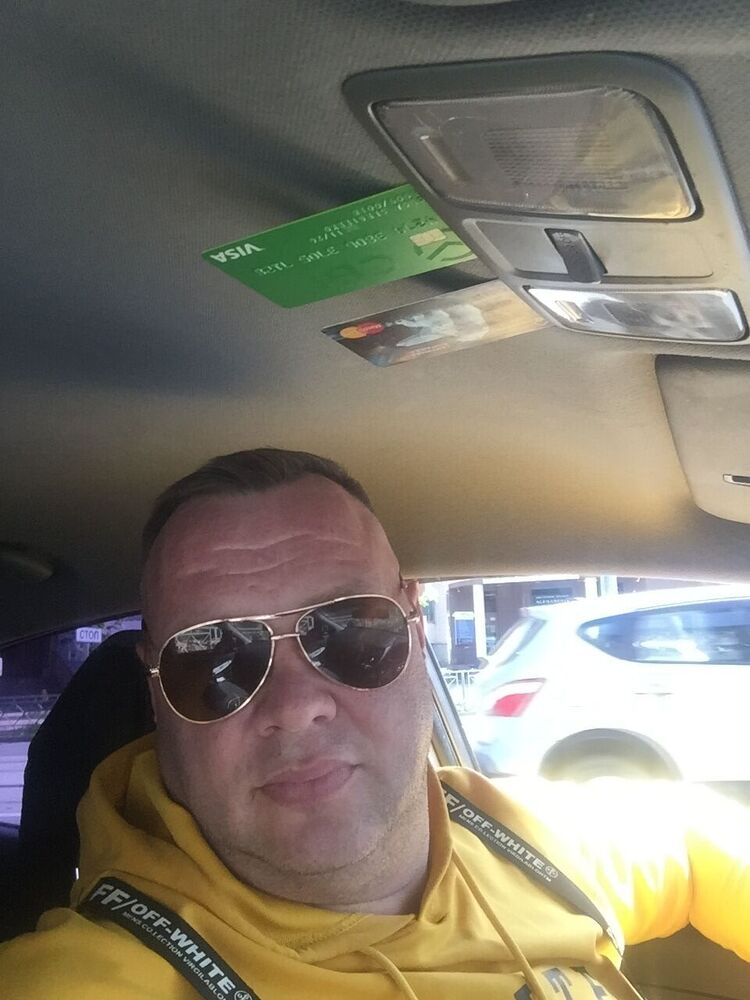  28059590  , 40 ,    