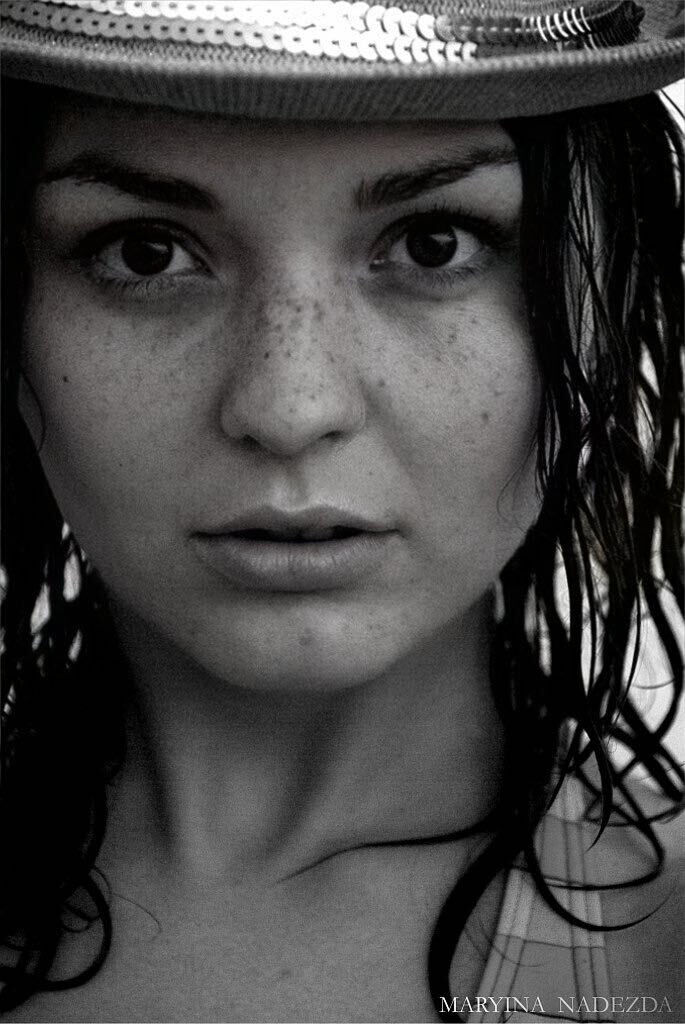  ,   Anna, 34 ,   ,   