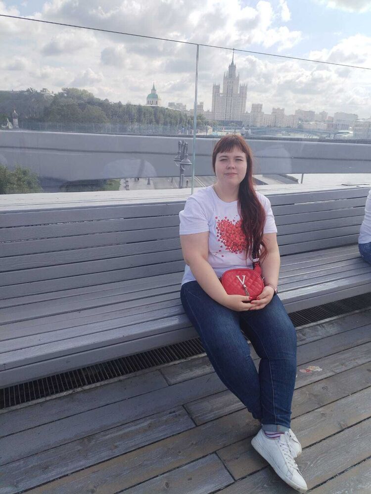  ,   Anna, 27 ,     , c , 