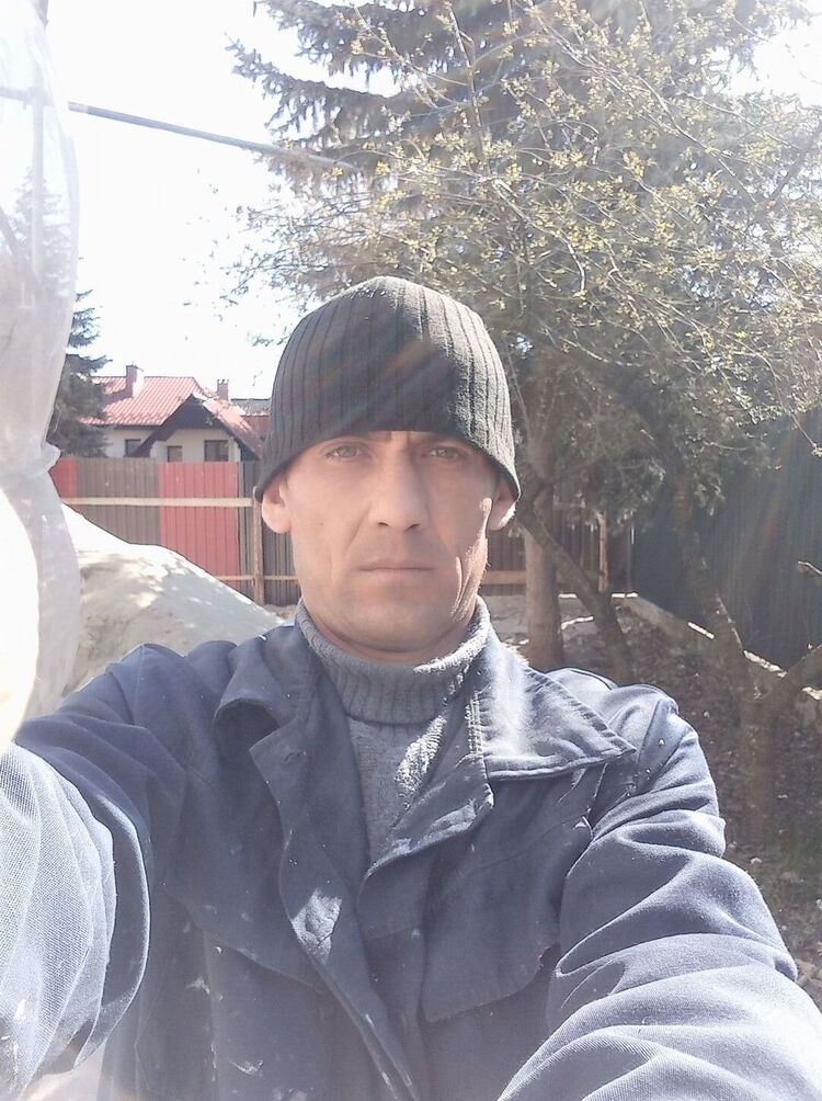  22889040  , 43 ,    
