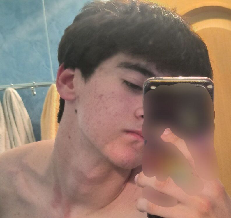  52890770  , 18 ,    