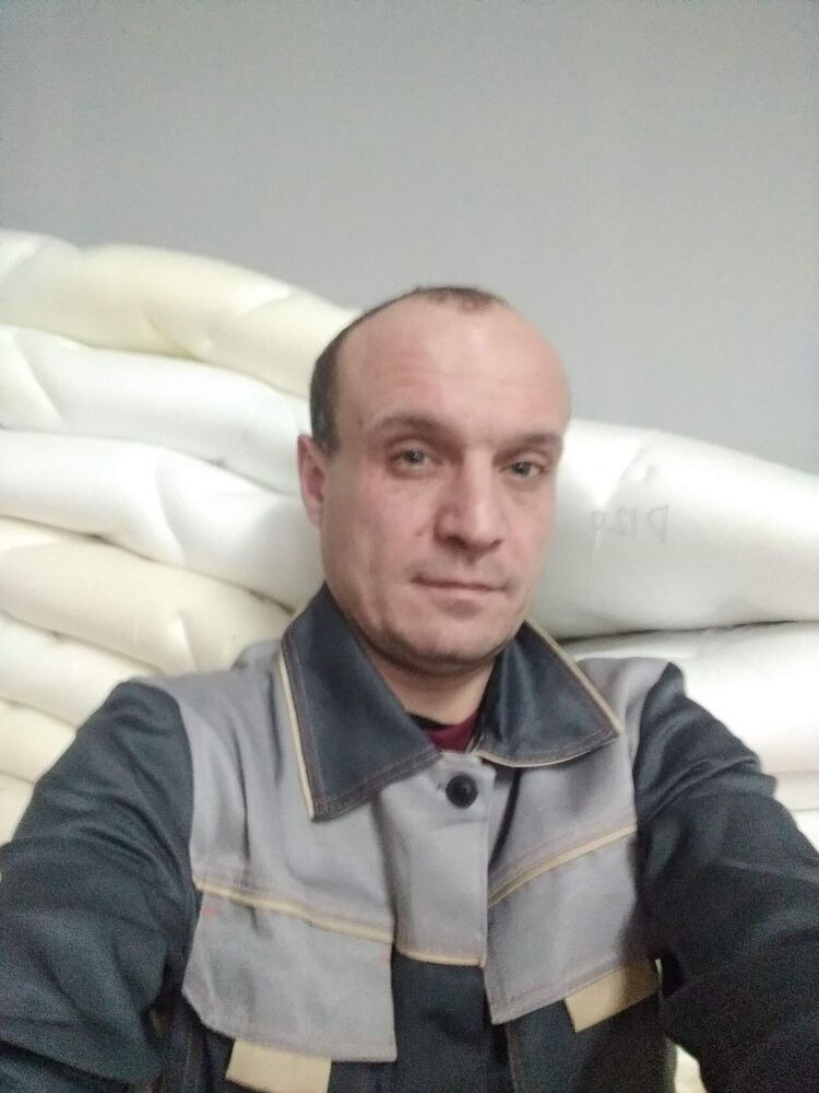  33132570  , 43 ,    