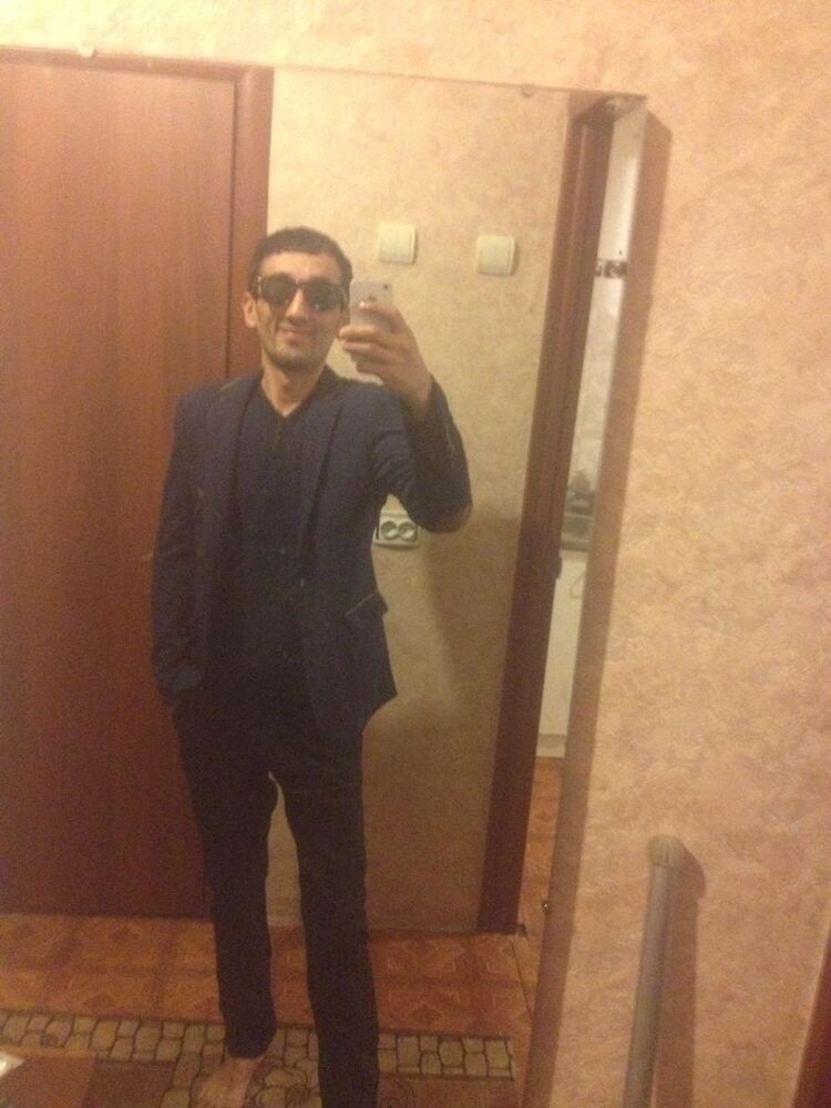   ,   Erik, 40 ,   ,   , c , 