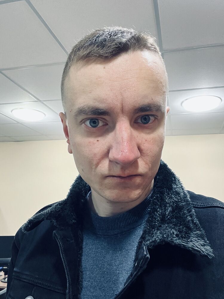  ,   Yurii, 32 ,   ,   