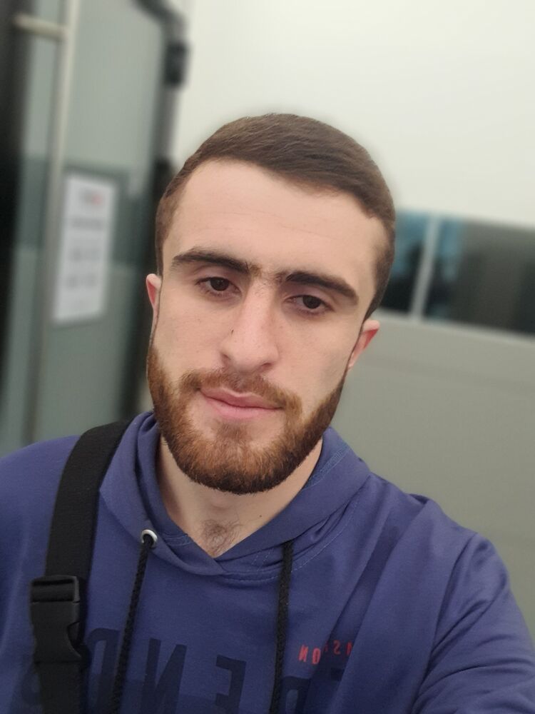  26564260  Magomed, 27 ,    