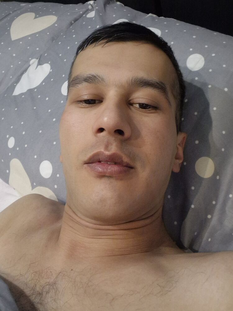  51333010  Surojbek, 30 ,    
