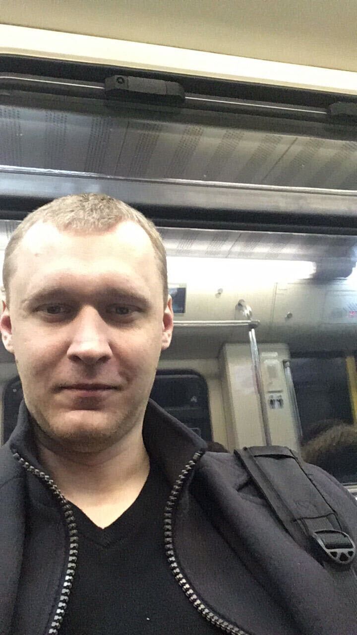  Madras,   Vlad, 33 ,   ,   