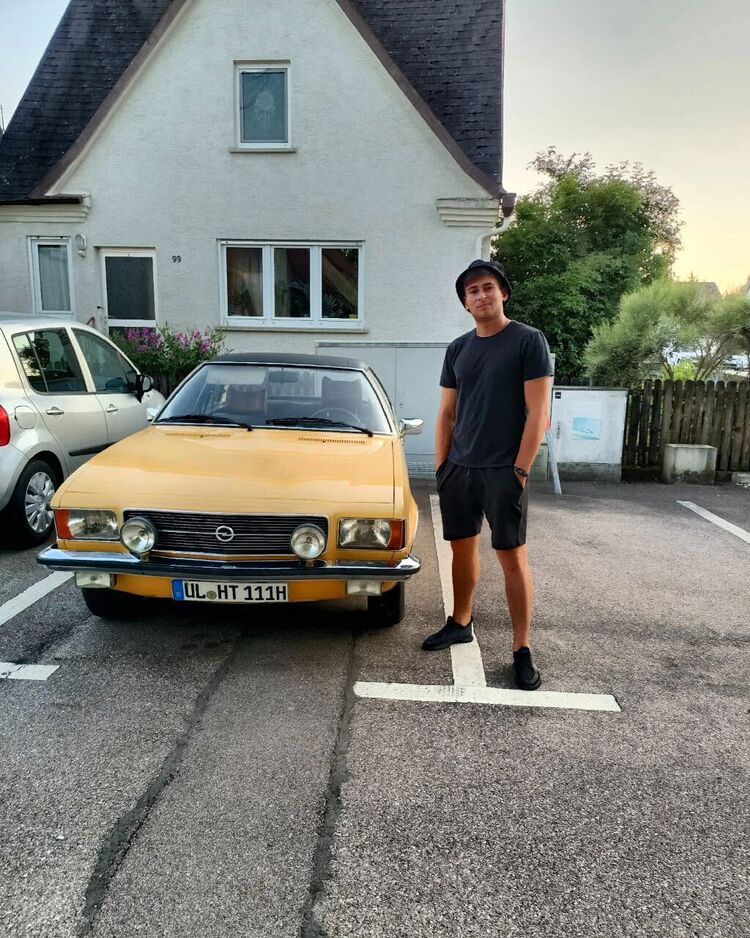 ���������� Frankfurt am Main, ���� ����� Victor, 25 ���, ������������ ��� ������, ����� � ���������